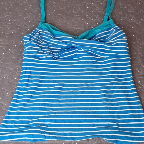 Beach House tankini swim top size 16 - Picture 1 of 4